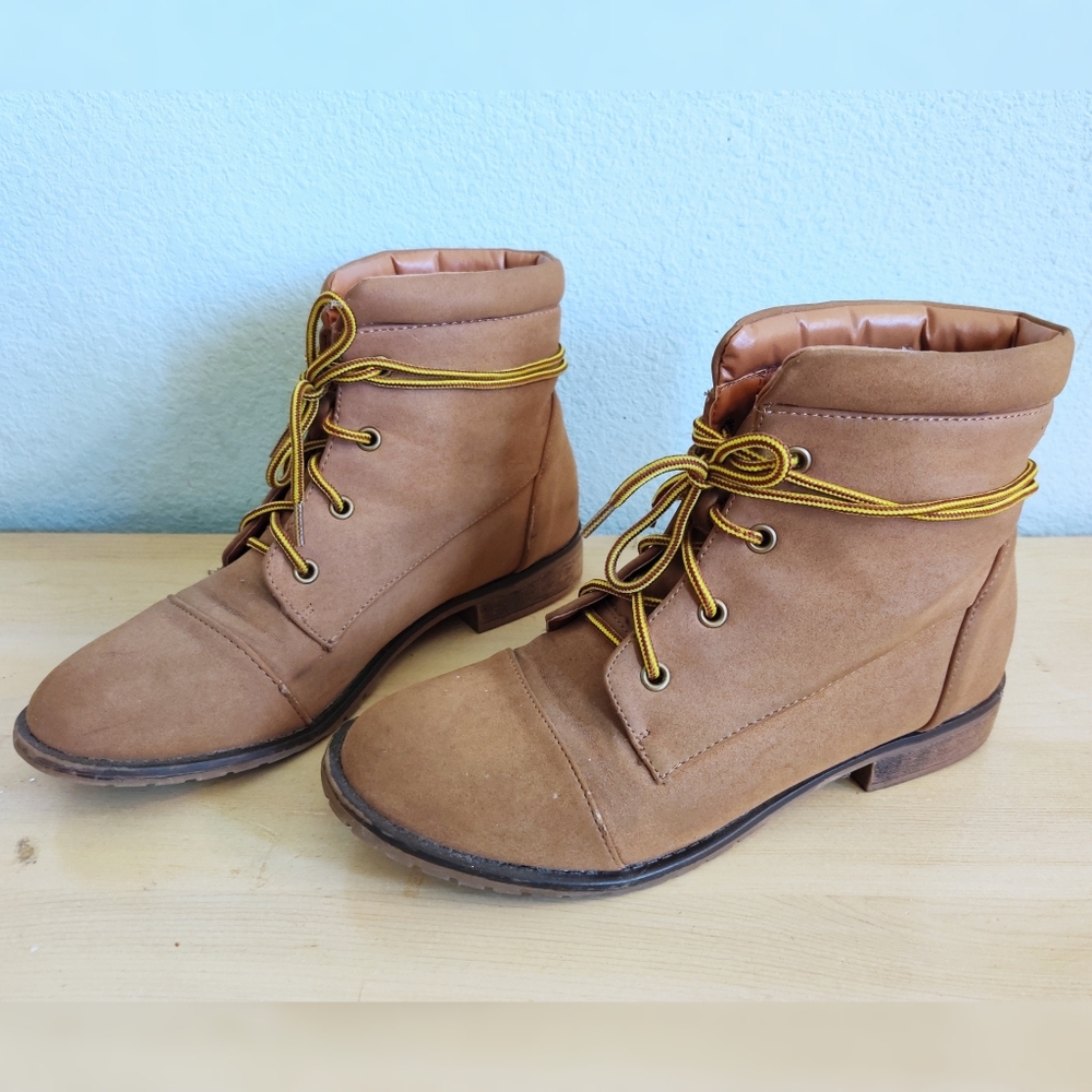 Steve Madden - 'Timberland' Boots (Madden Girl)